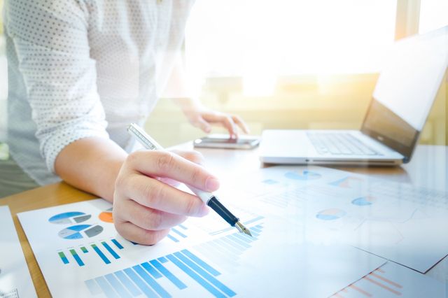 business-analyse-concept-idea-background